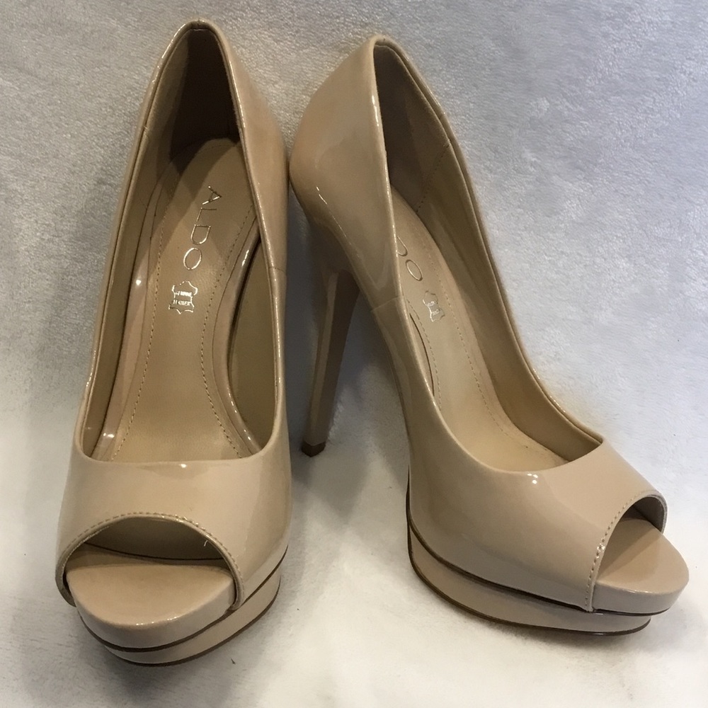 Aldo genuine leather nude open toed heels